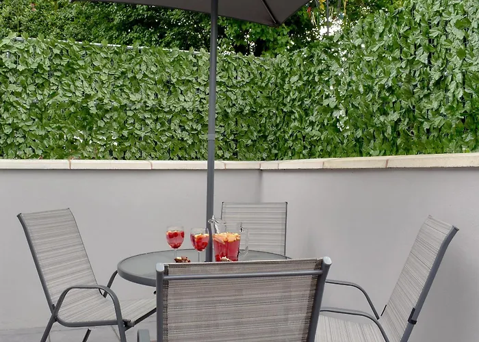 Rose Corner